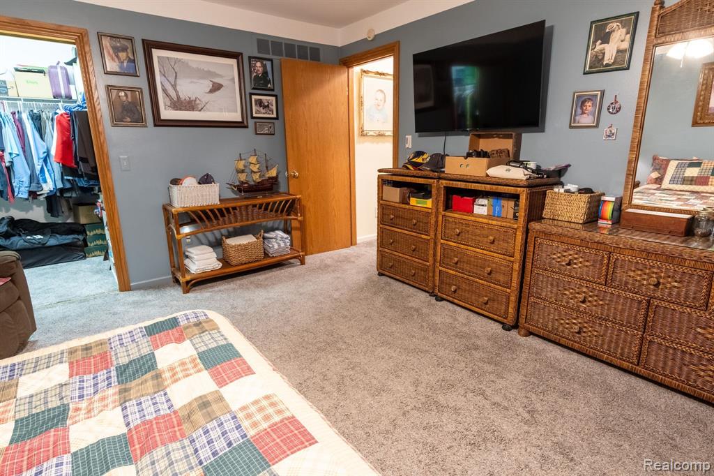 2179 Rochelle Park Drive