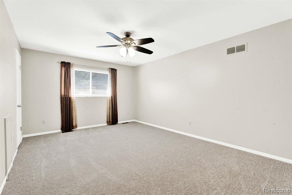 42541 Kingsley Drive