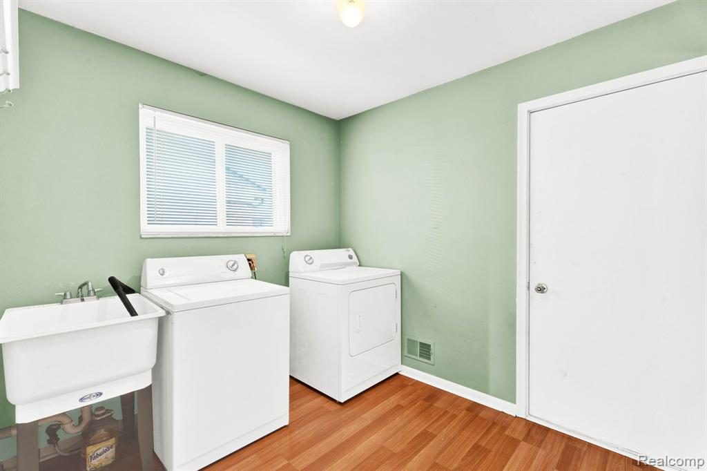 42541 Kingsley Drive