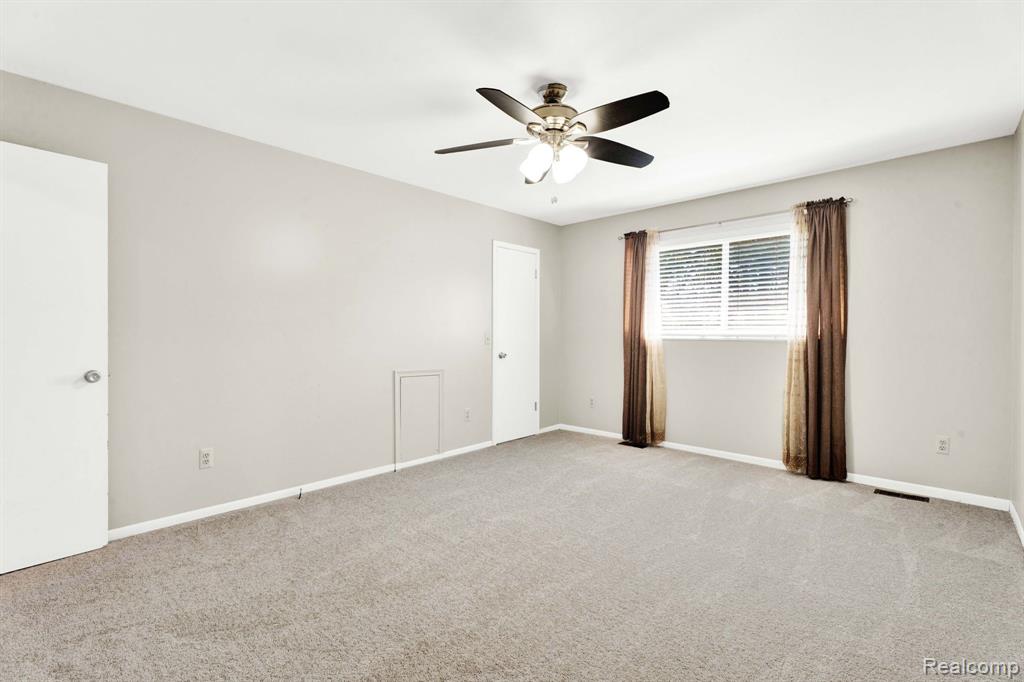 42541 Kingsley Drive