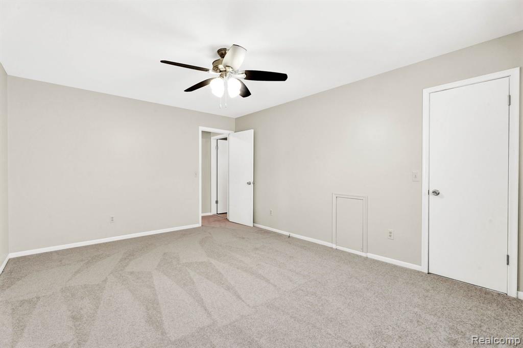 42541 Kingsley Drive