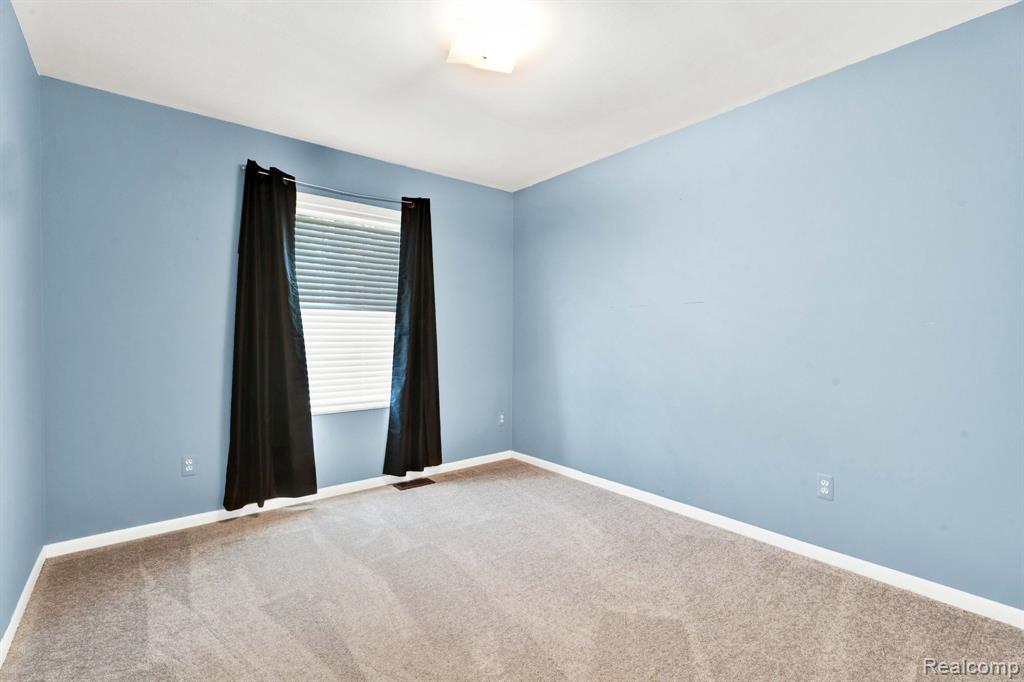 42541 Kingsley Drive