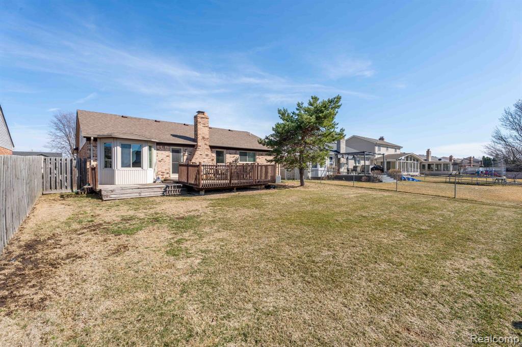 42541 Kingsley Drive