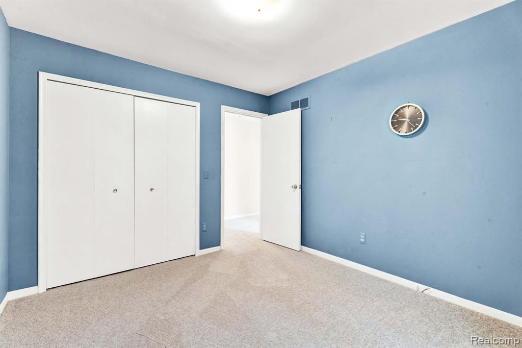 42541 Kingsley Drive