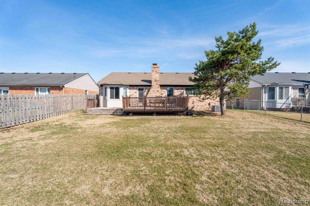 42541 Kingsley Drive