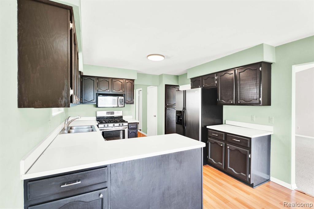 42541 Kingsley Drive