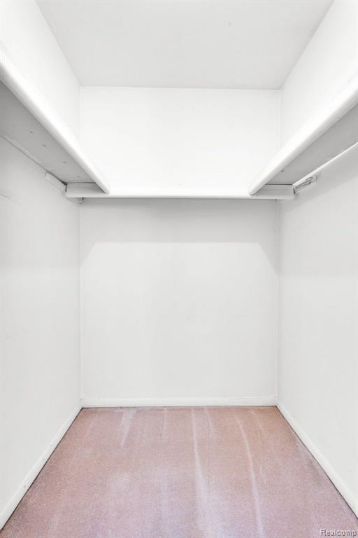 42541 Kingsley Drive