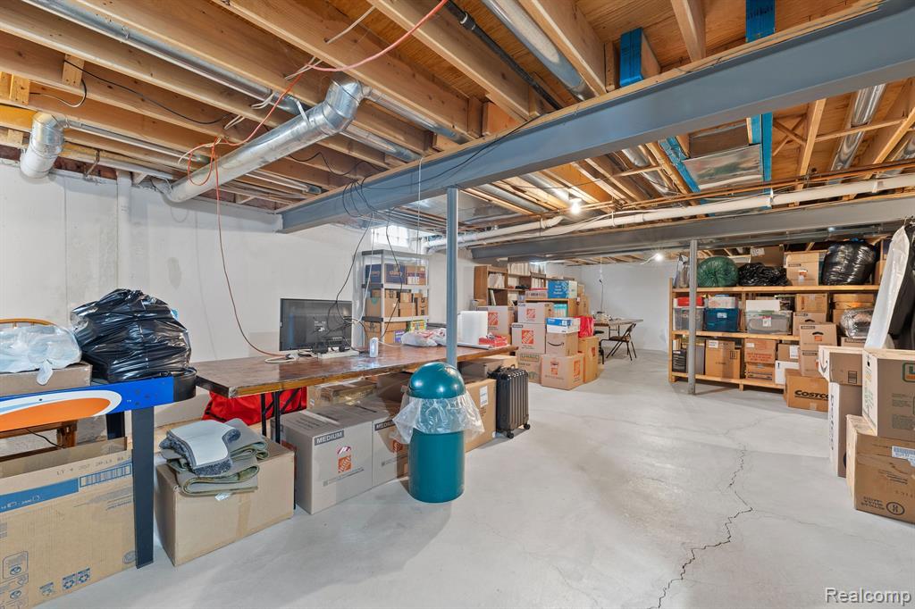 48548 Fairmont Drive