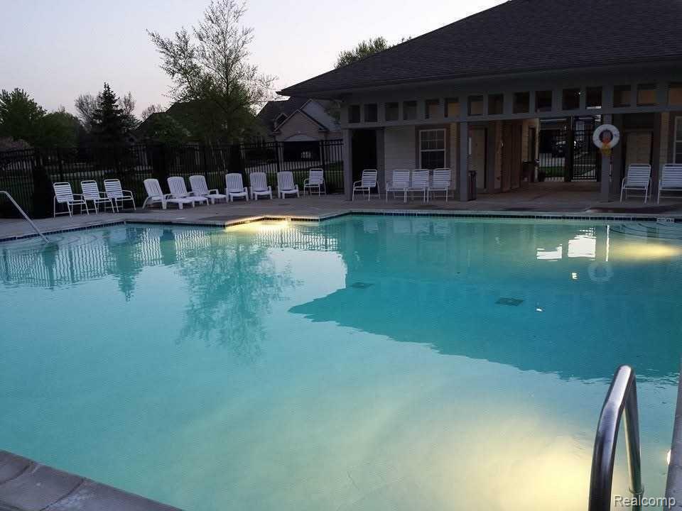 48548 Fairmont Drive