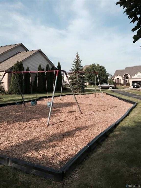 48548 Fairmont Drive