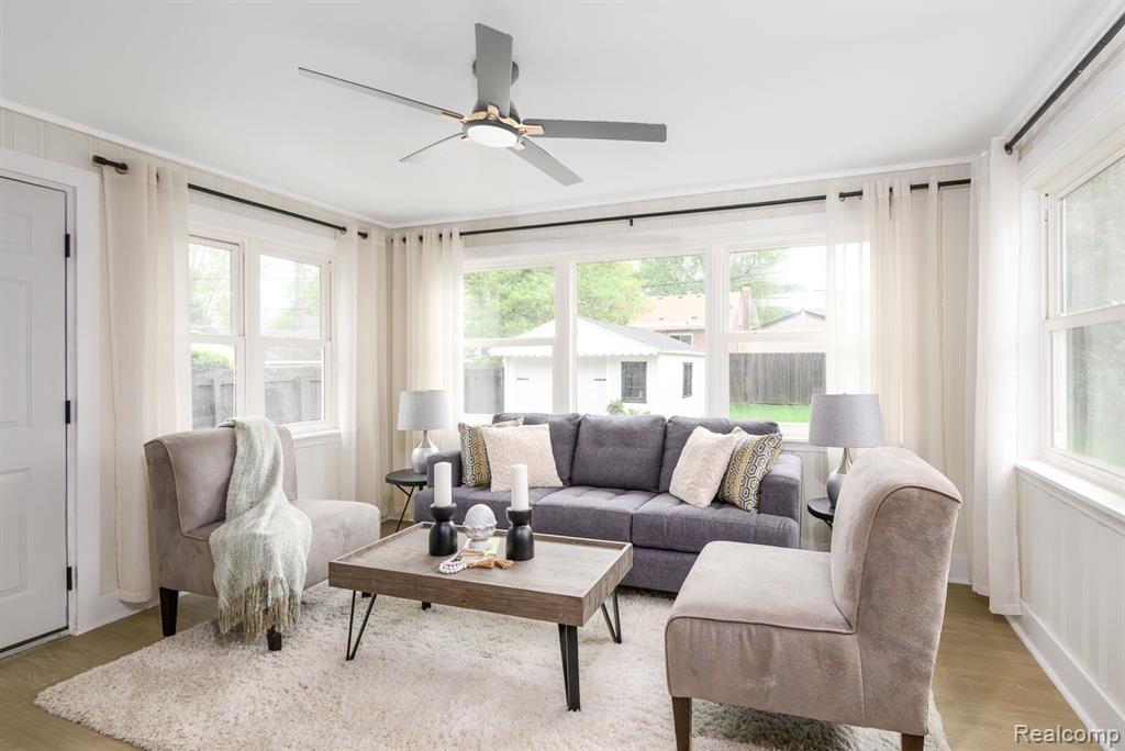 4513 Robinwood Avenue