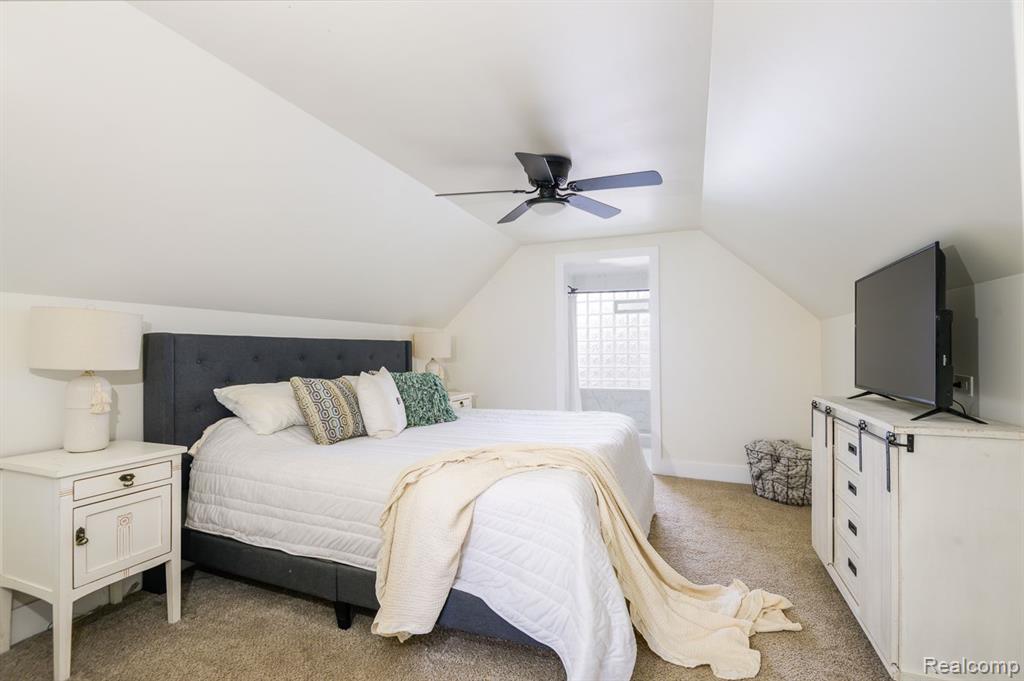 4513 Robinwood Avenue