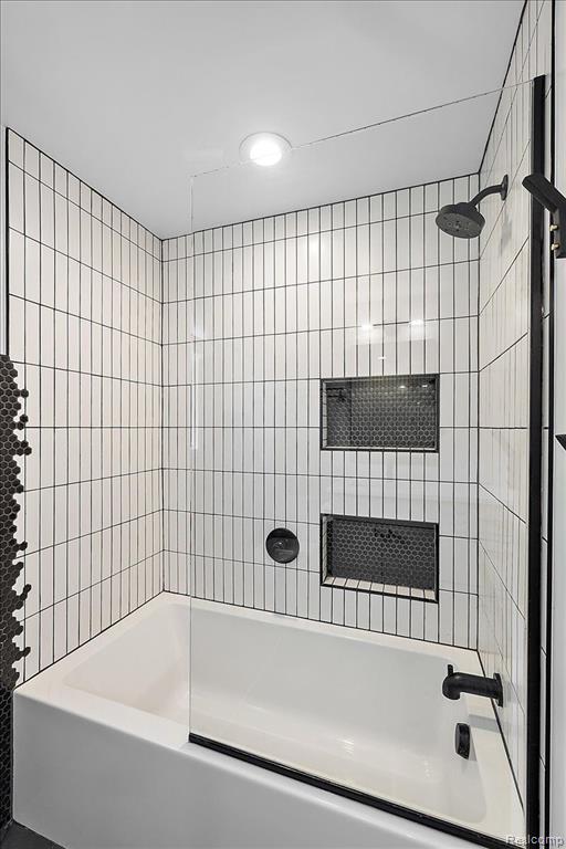 7174 Glengrove Drive