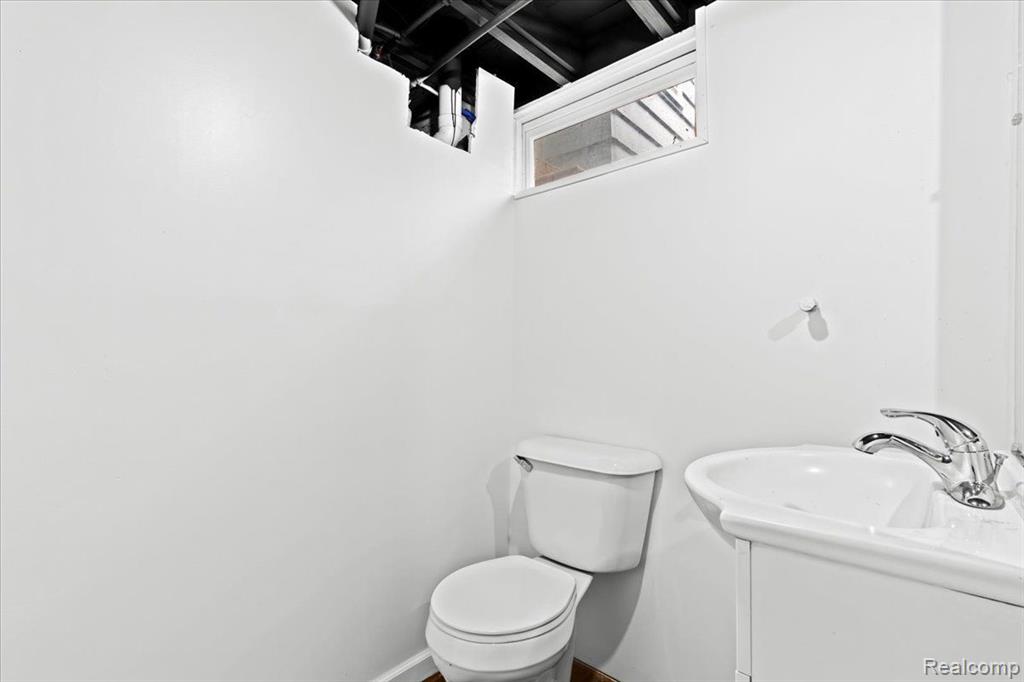 1428 Larkmoor Boulevard