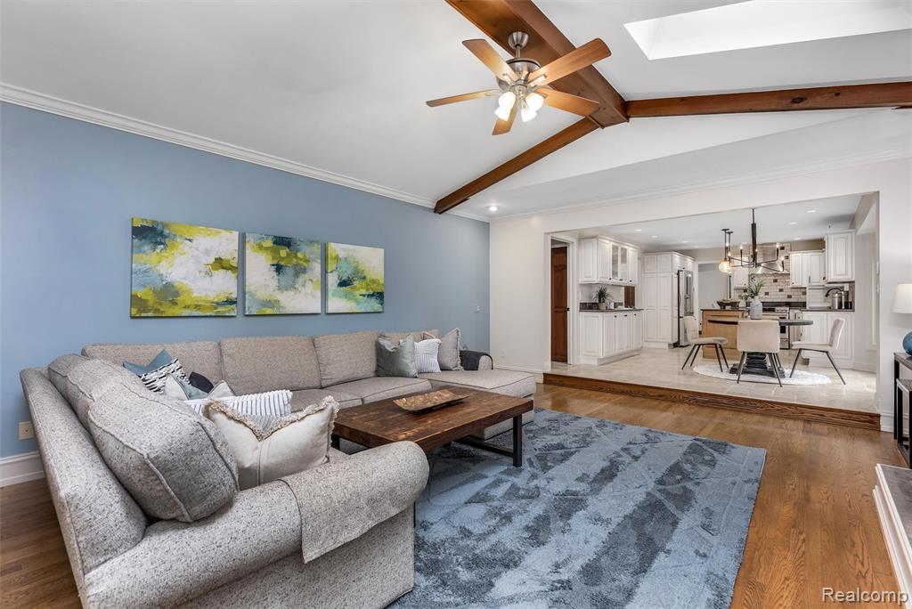 793 Box Canyon Court