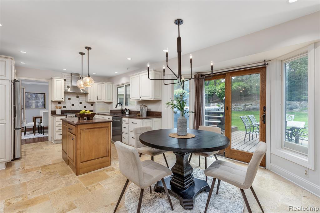 793 Box Canyon Court