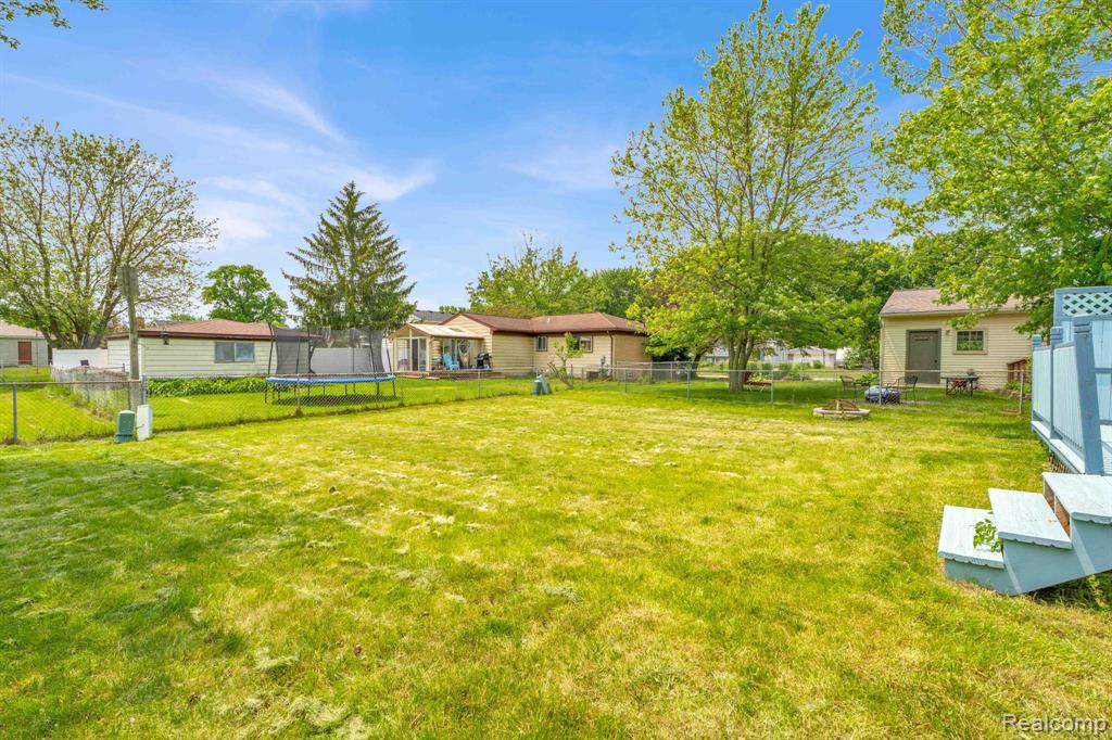 43819 Fredericksburg Street