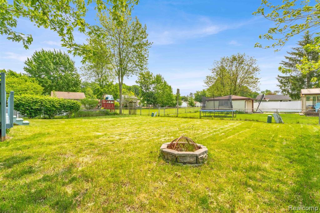 43819 Fredericksburg Street