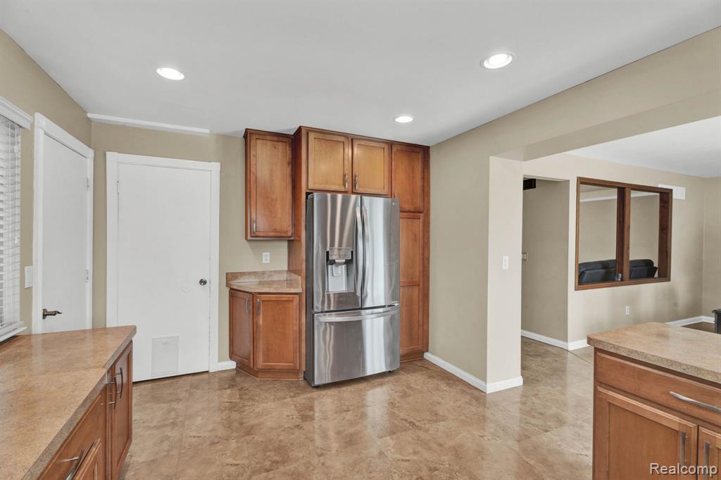 43819 Fredericksburg Street