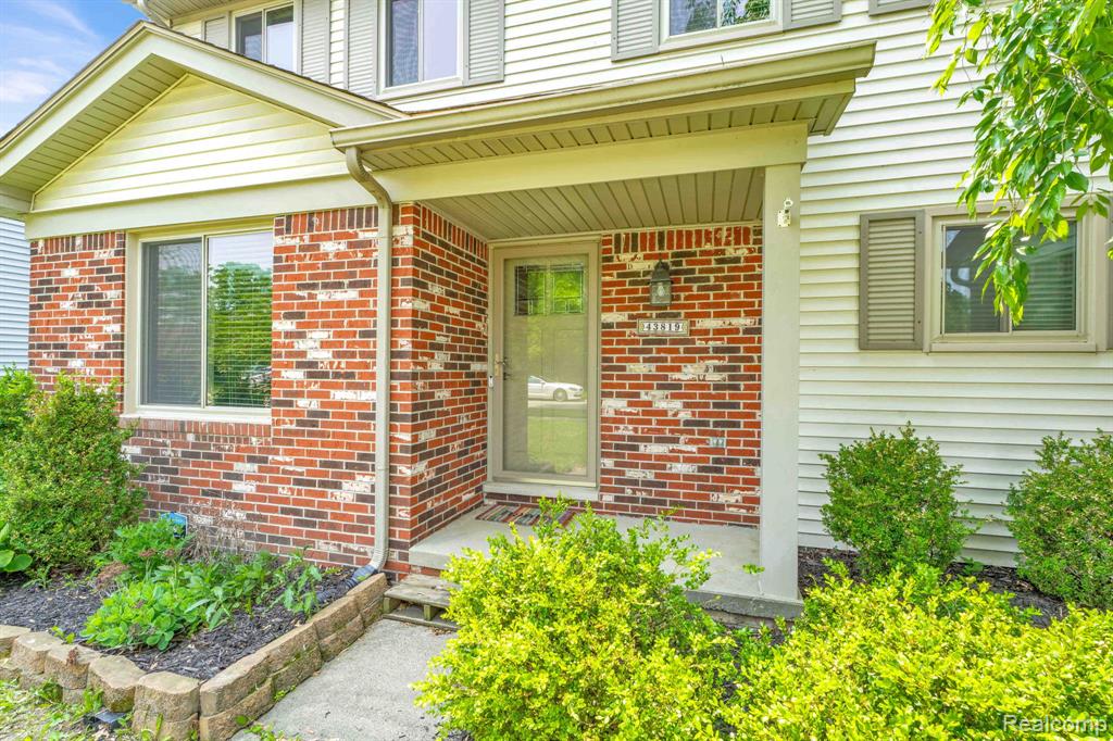 43819 Fredericksburg Street