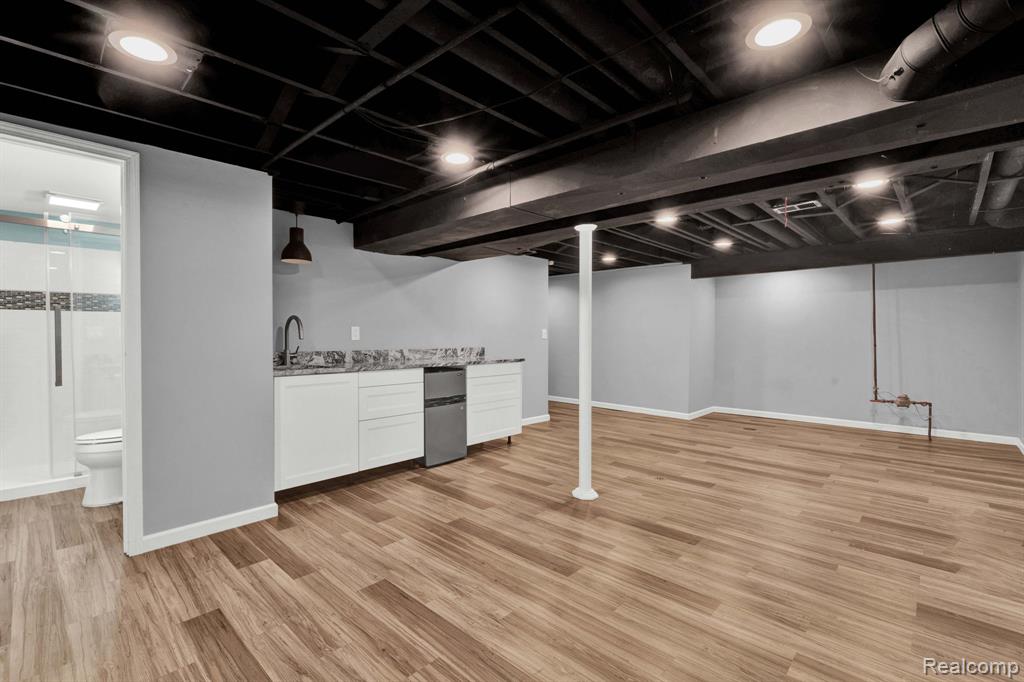 43819 Fredericksburg Street