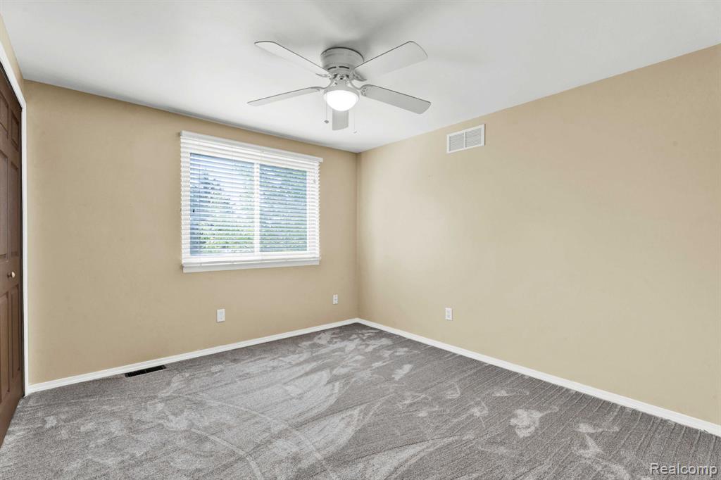 43819 Fredericksburg Street