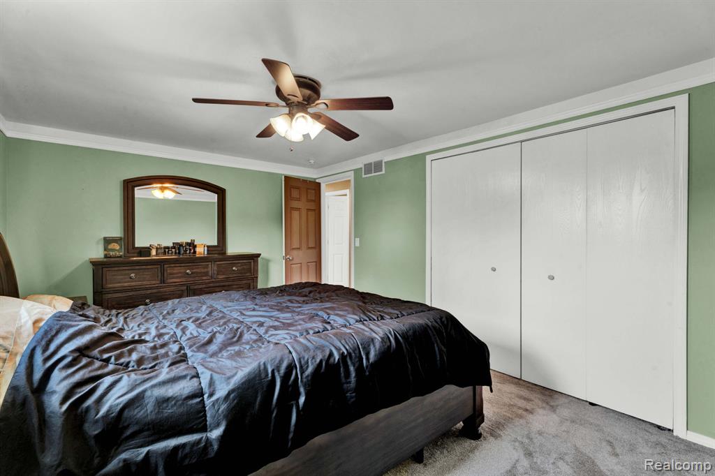 43819 Fredericksburg Street