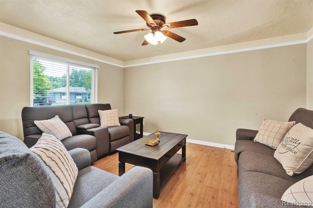 43819 Fredericksburg Street