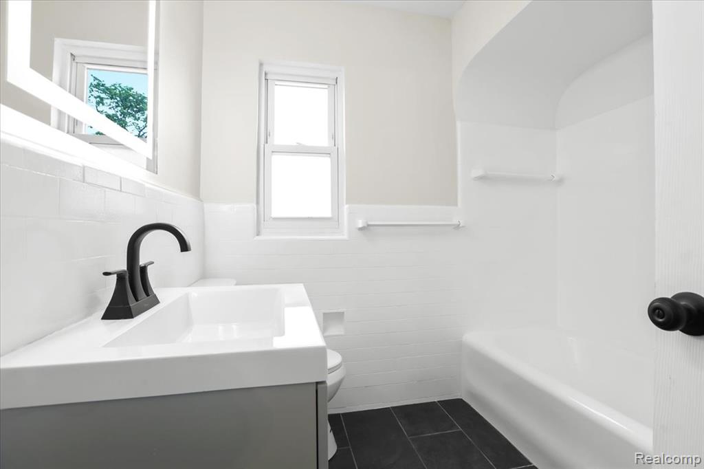 19143 San Juan Drive