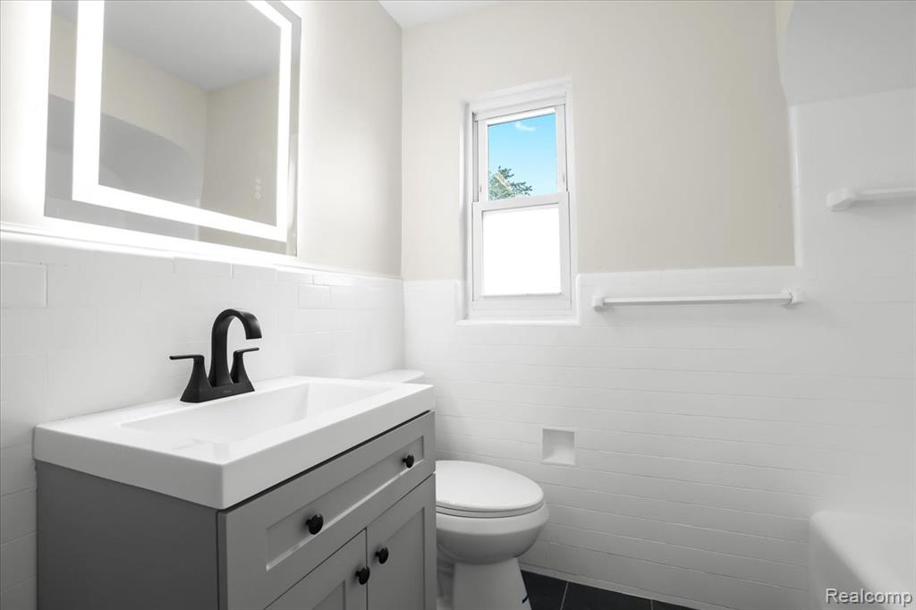 19143 San Juan Drive