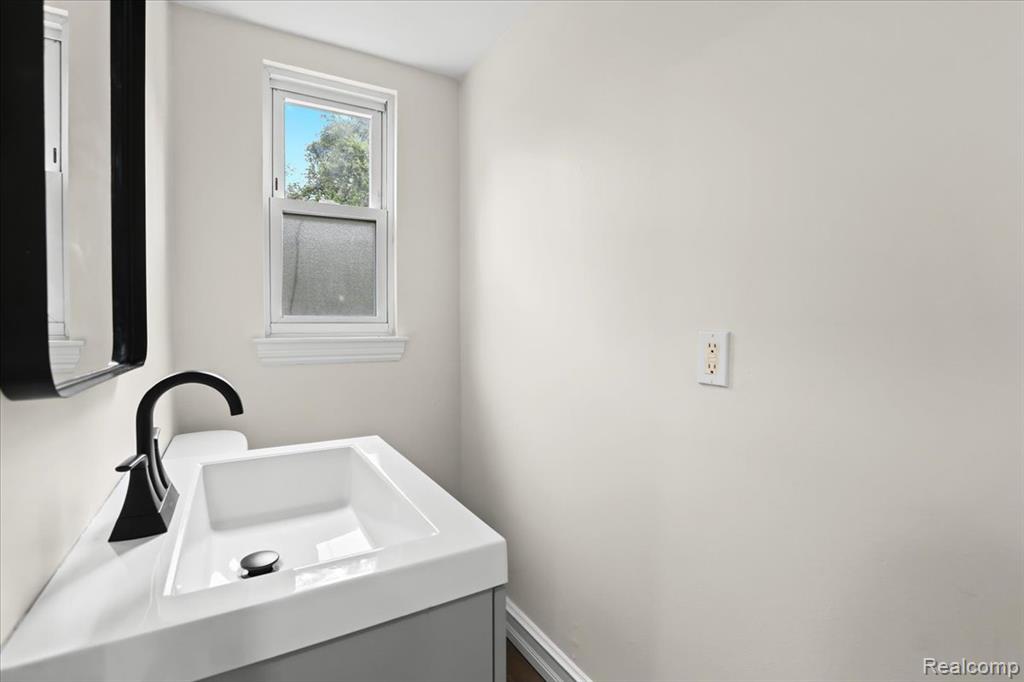 19143 San Juan Drive