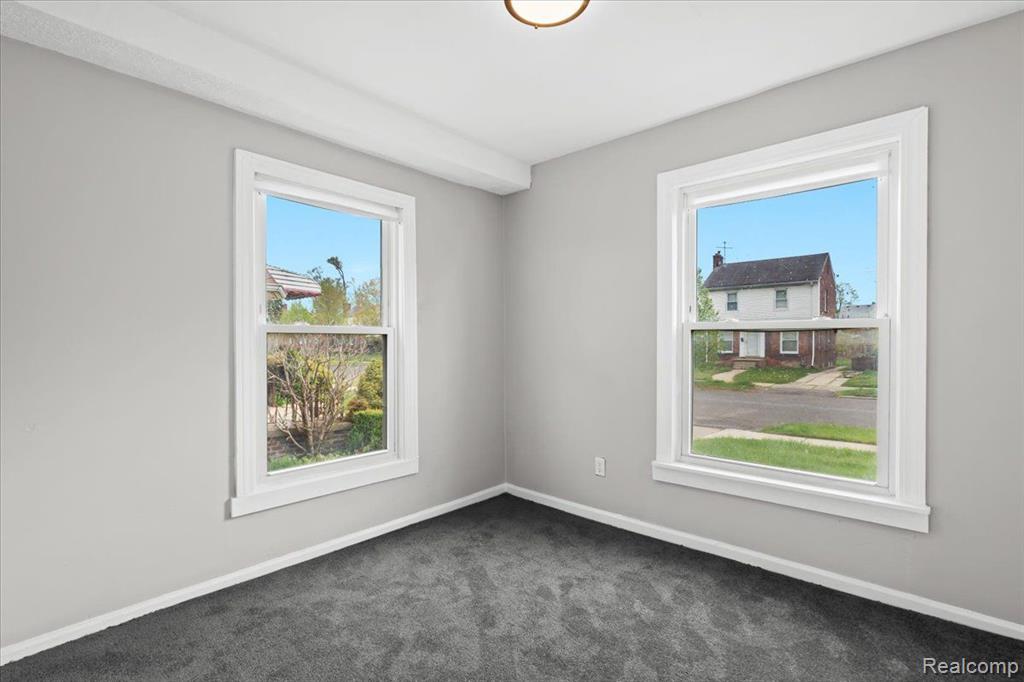 8897 Hartwell Street