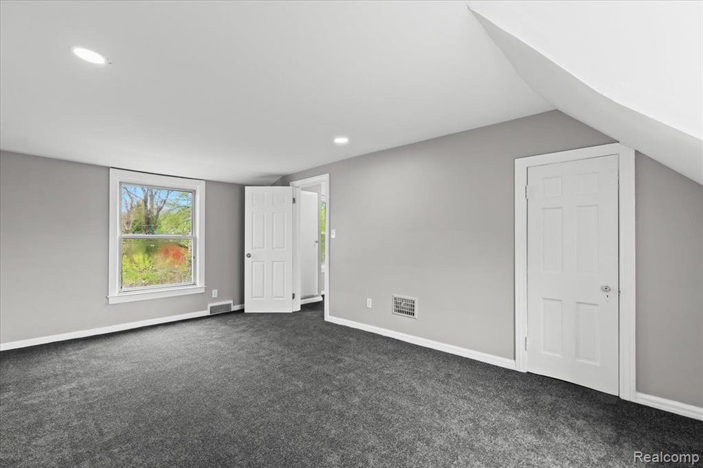 8897 Hartwell Street