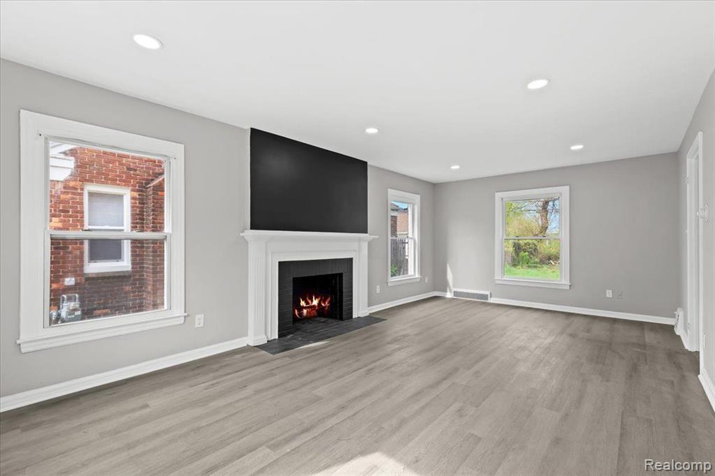 8897 Hartwell Street