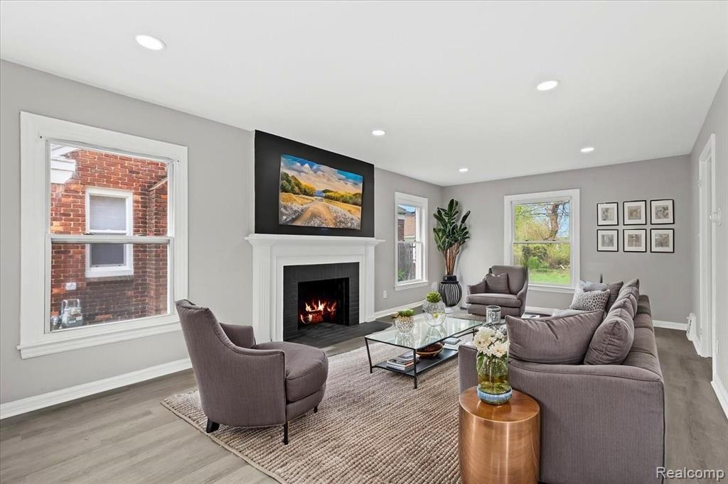 8897 Hartwell Street