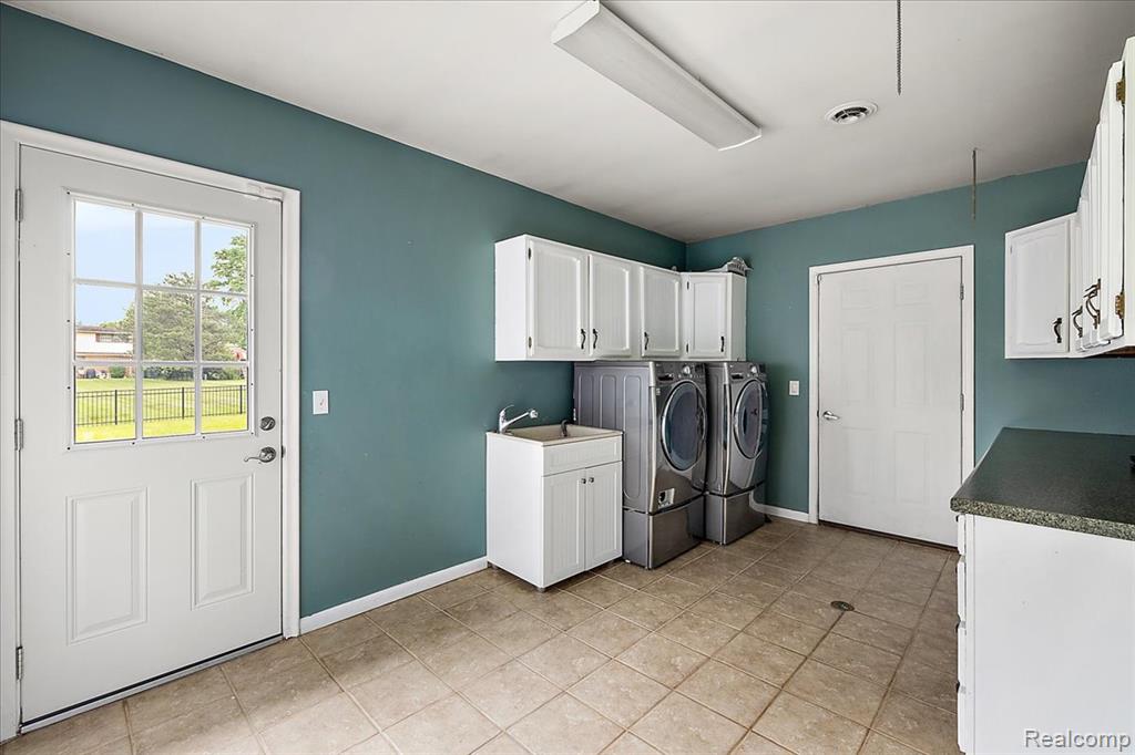 3129 Sandy Creek Drive