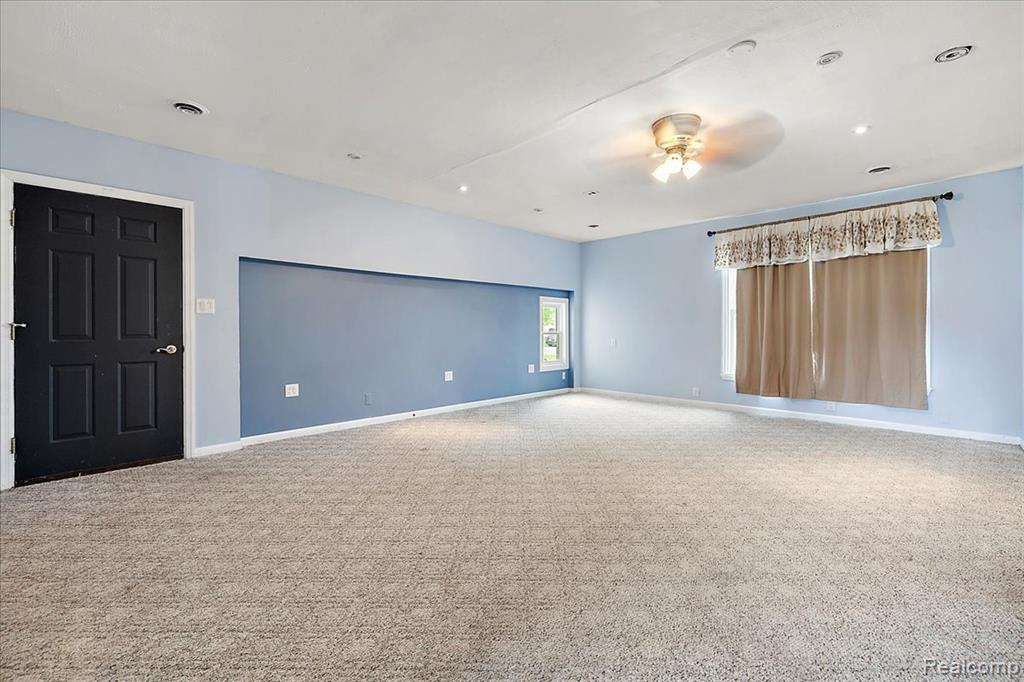 3129 Sandy Creek Drive