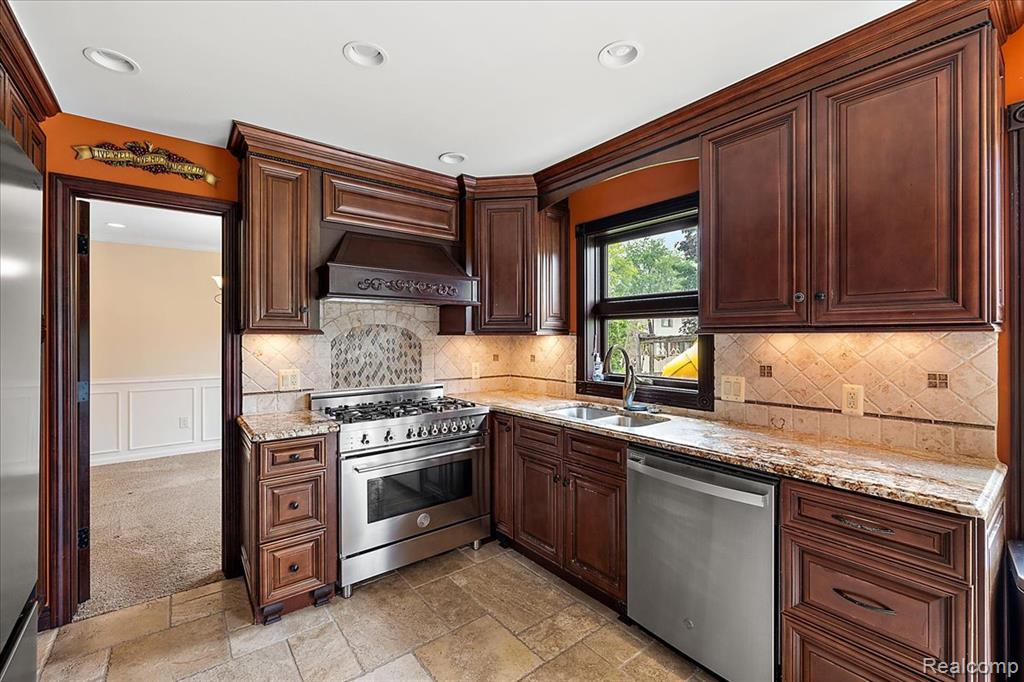 3129 Sandy Creek Drive