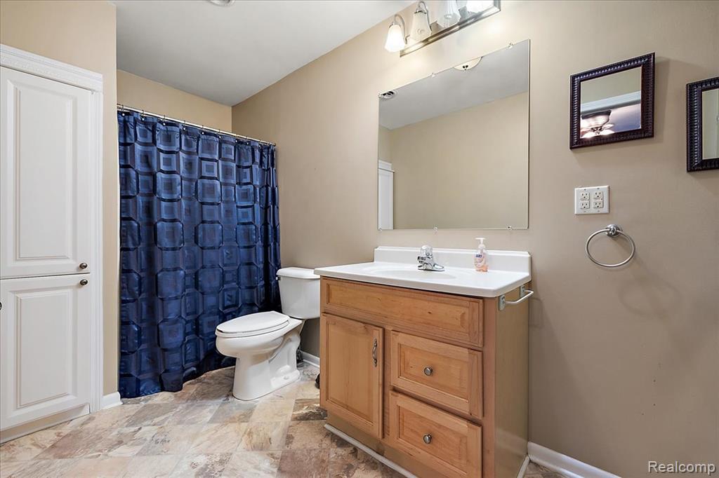 3129 Sandy Creek Drive