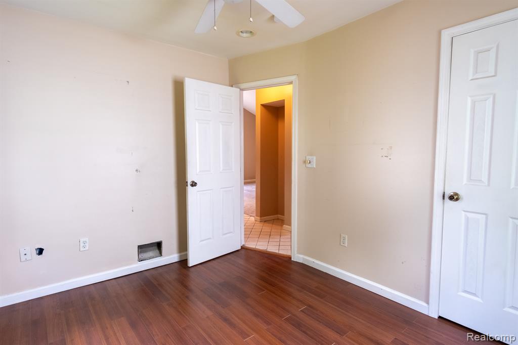 623 E Brockton Avenue