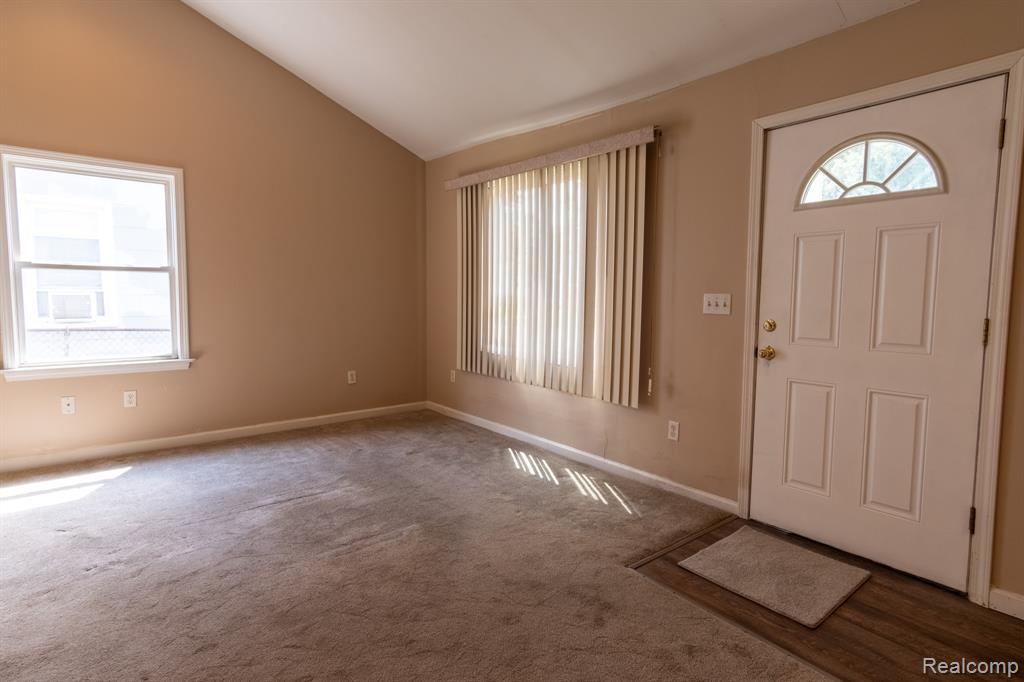 623 E Brockton Avenue