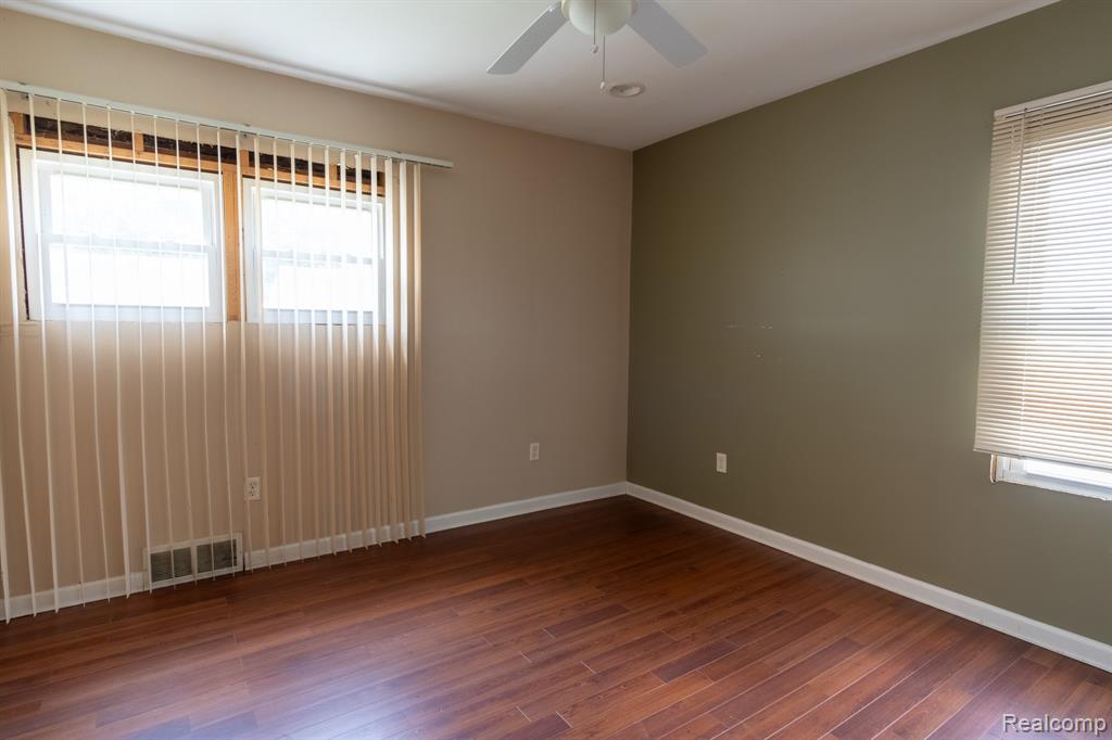 623 E Brockton Avenue