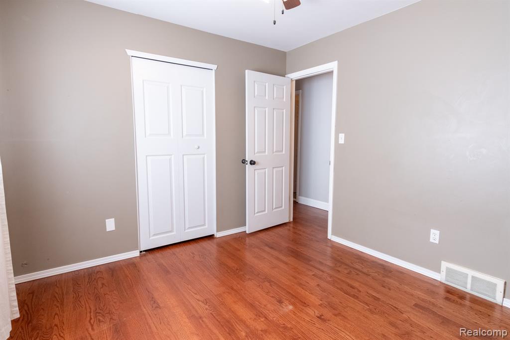 21806 Trombly Street