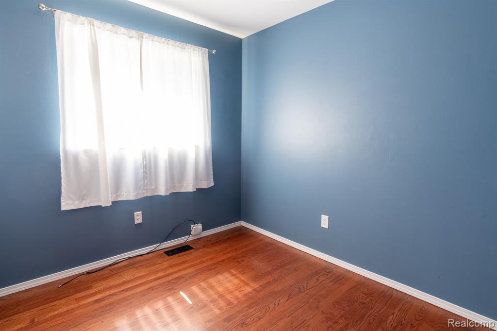 21806 Trombly Street