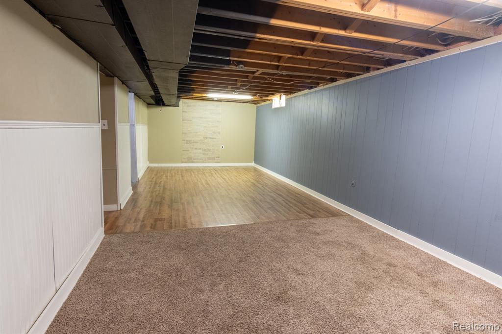 21806 Trombly Street