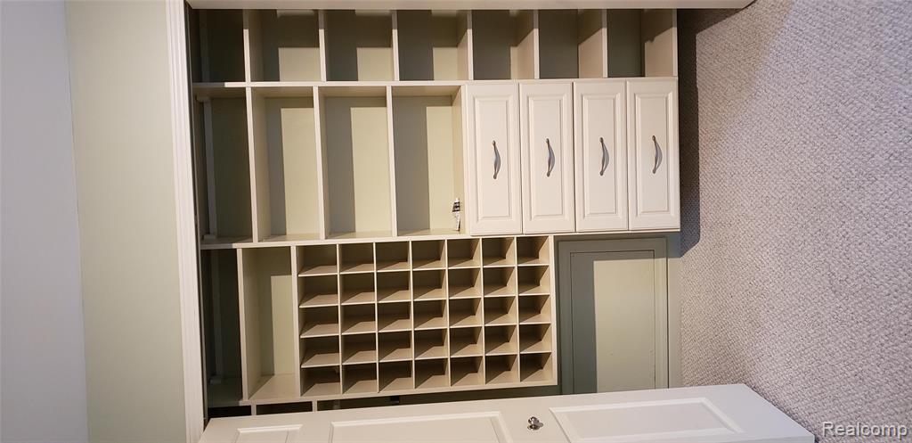 28292 Carlton Way Drive