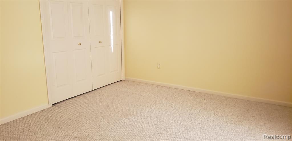 28292 Carlton Way Drive