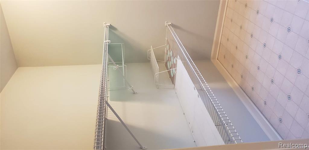 28292 Carlton Way Drive