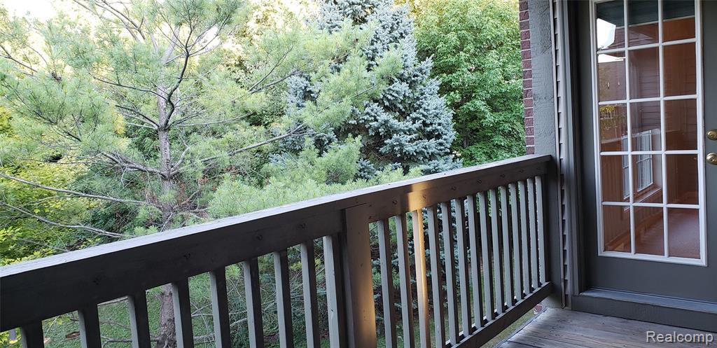 28292 Carlton Way Drive