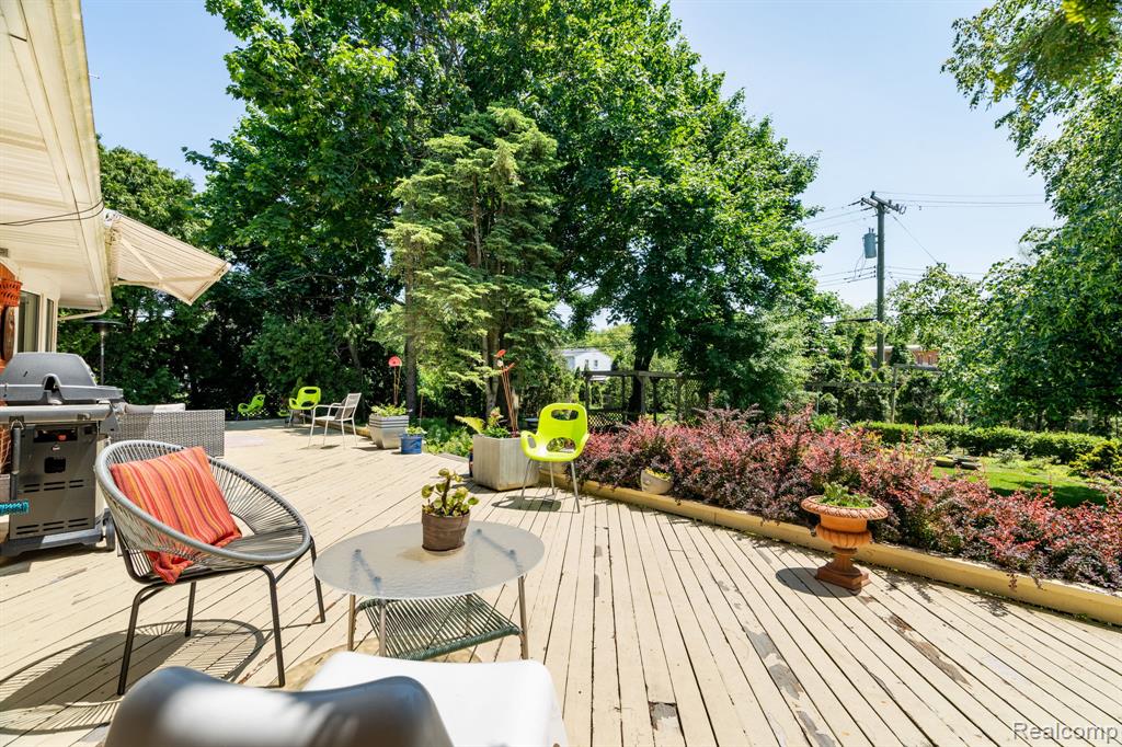 17417 Wiltshire Boulevard